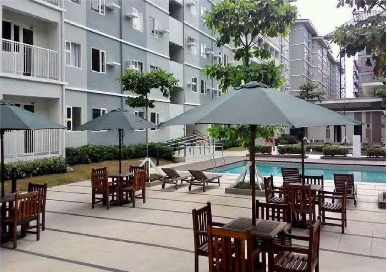 Trees Residences - Tower 11 1Br With Balcony Manila Bagian luar foto